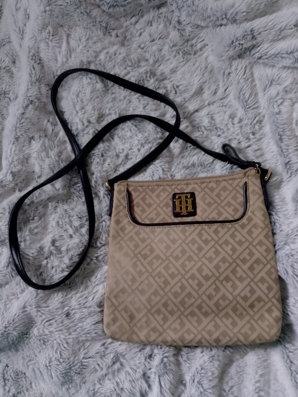 Tommy Hilfiger Crossbody‎ Bag Purse Monogram Logo Mini Bag